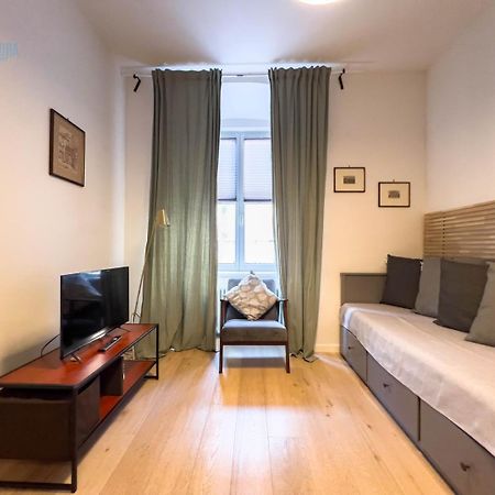 Imbriani 4S Tirabora Short Rent Lägenhet Trieste Exteriör bild