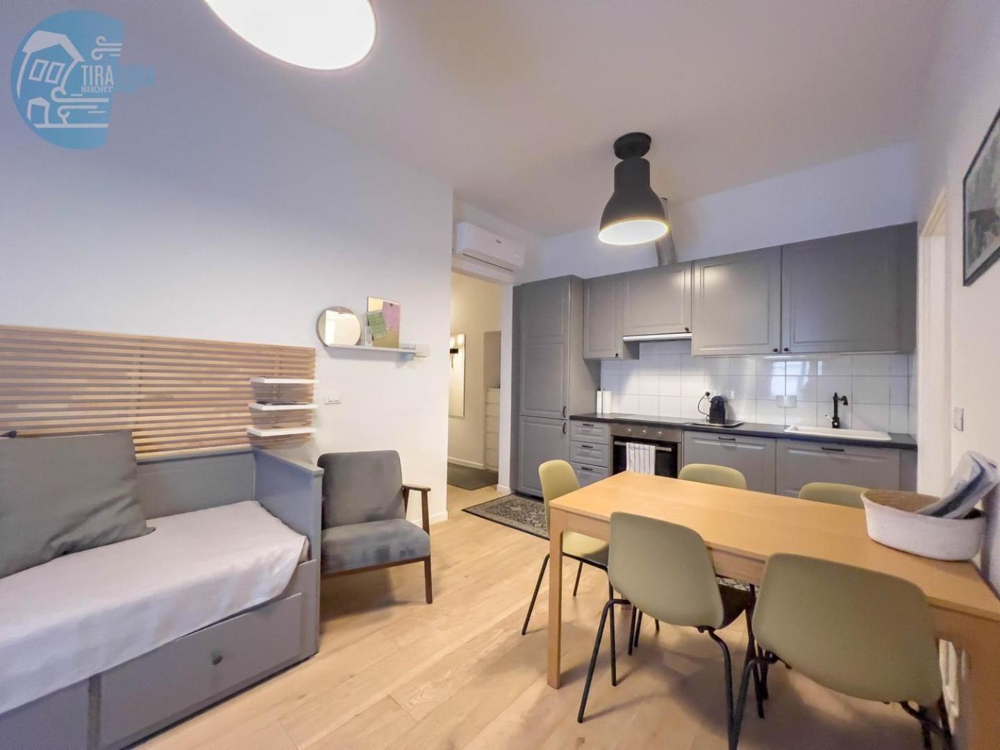 Imbriani 4S Tirabora Short Rent Lägenhet Trieste Exteriör bild