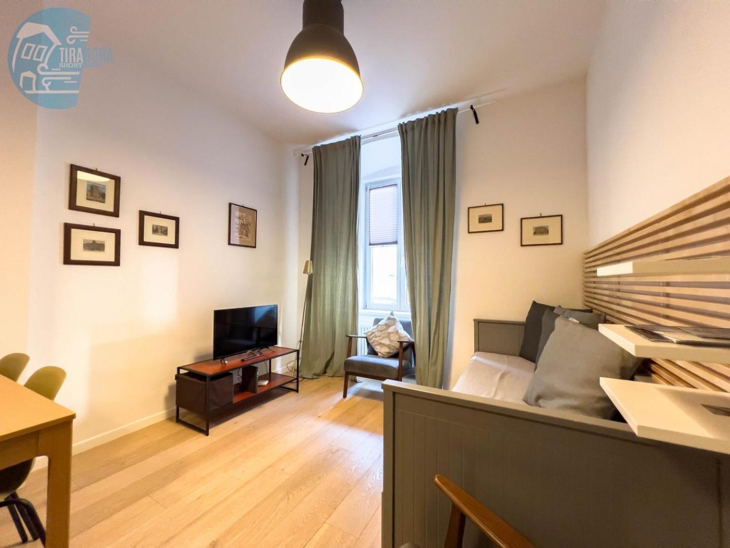 Imbriani 4S Tirabora Short Rent Lägenhet Trieste Exteriör bild
